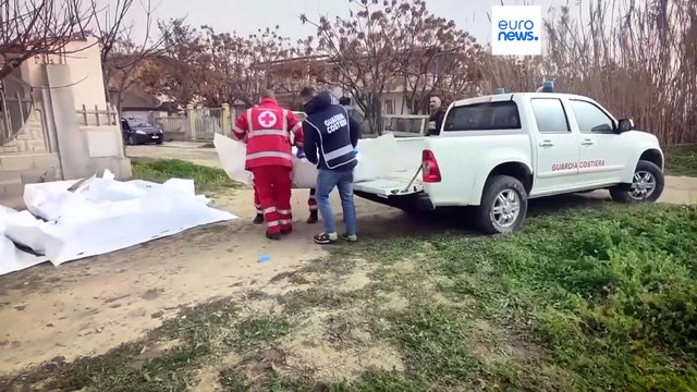 At least 62 dead and dozen still missing after boat carrying 200 migrants broke up off Italy