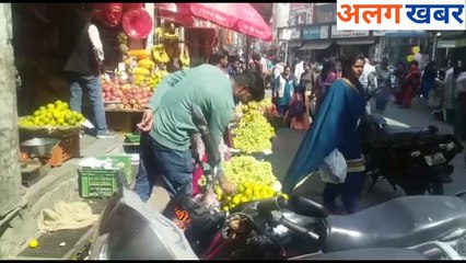 Kotdwar में रेहड़ी फड़ वालों के चलते नासूर बन गई यातायात व्यवस्था।