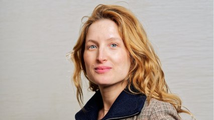 GALA VIDEO - “C’est hyper dur” : Julia Piaton maman, ses confidences sur la maternité