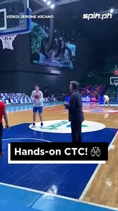 Coach Tim Cone assists during Gilas shooting practice 