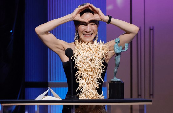 SAG Awards: ‚Everything Everywhere All At Once‘ hat abgesahnt!