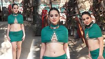 Urfi Javed Green Two Piece Dress Bold Pose देते Video Viral | Boldsky