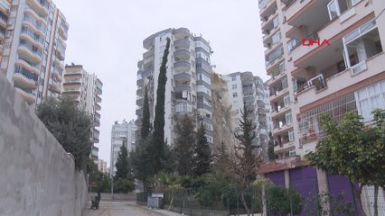 Adana'da ağır hasarlı Ayas apartmanı'nda kontorllü yıkım başladı