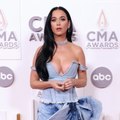 Katy Perry breaks down after meeting school shooting survivor