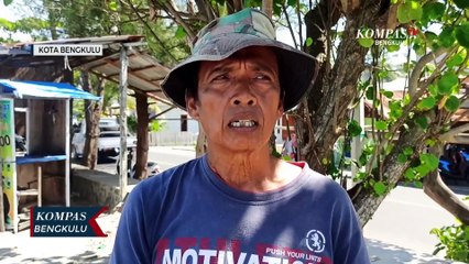 Badai dan Gelombang Tinggi Paksa Nelayan Tak Melaut