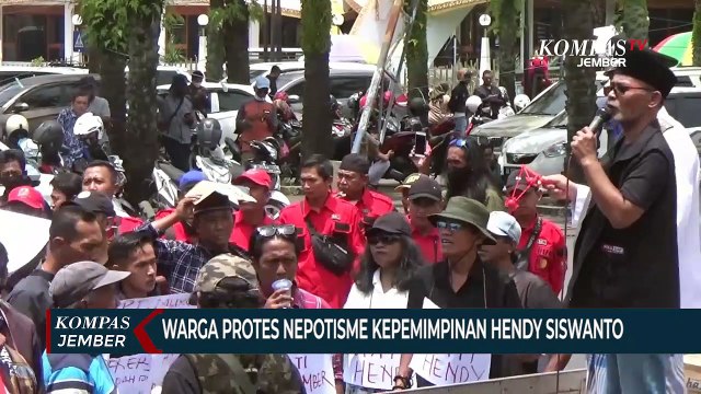 Demo 2 Tahun Hendy-Gus Firjaun, Warga Kritisi Nepotisme Bupati Jember
