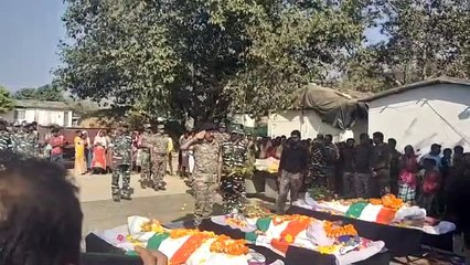 जिला मुख्यालय ना लाकर जगरगुंडा में ही श्रद्धांजलि दी गई।