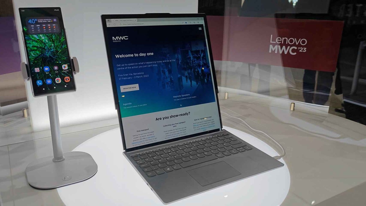 Llegan las pantallas enrollables al MWC de Barcelona