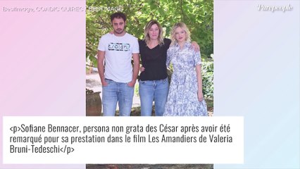 Valeria Bruni-Tedeschi câlinée par son amoureux, loin du scandale et des César