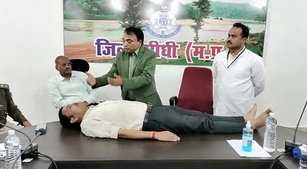 sidhi: How to save a person's life in an emergency like breathing