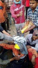 श्रमिक की पीठ में घुसा तीसरी मंजिल से गिरा लोहे का सरिया