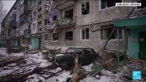 War in Ukraine : In Vuhledar, civilians cling on as troops repel Russia