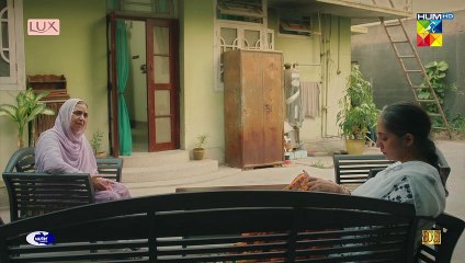 Kya Kim Aik Azaad Aur Be Haya Larki Hai..! #mayaali #bilalashraf - Yunhi