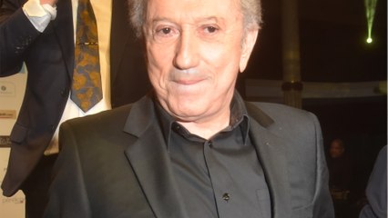 Voici - Michel Drucker est sorti de l'hôpital : la date de son retour à l'antenne dévoilée