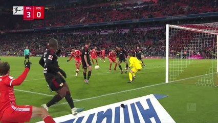 Bayern remain Bundesliga boss after Berlin battering