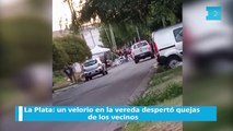 La Plata: un velorio en la vereda despertó quejas de los vecinos
