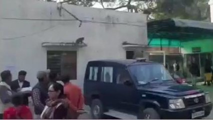 मेरठ: 'छेड़छाड़' से टोका तो दबंगो ने ढाया कहर, दंपत्ति को पीटा