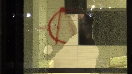 Anarchici Torino, le devastazioni in centro dopo il passaggio del corteo