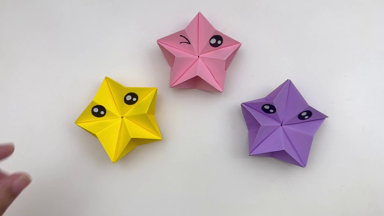How To Make Easy Paper Christmas Star For Kids...