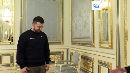 Ukraine : "La situation à Bakhmout devient de plus en plus compliquée", assure Volodymyr Zelensky