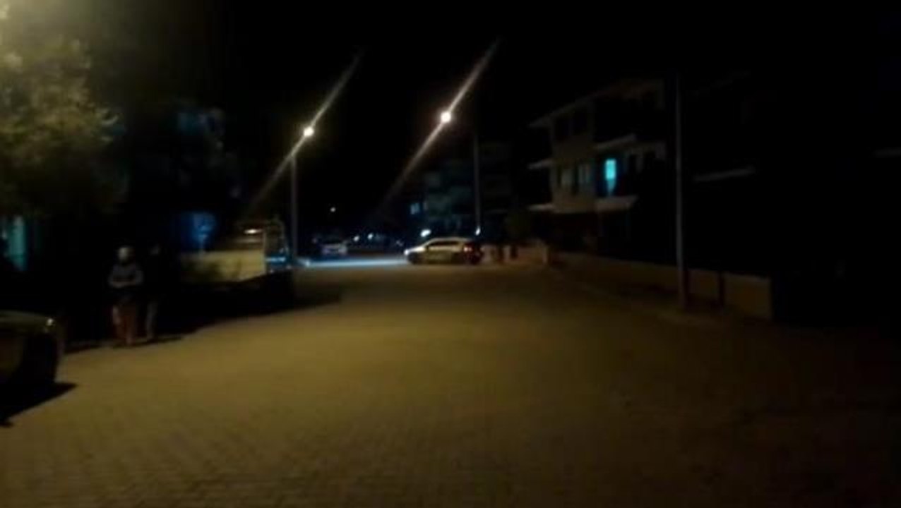 İzmir Körfezi'nde 4.1 büyüklüğünde deprem! Vatandaşlar panikle sokağa çıktı