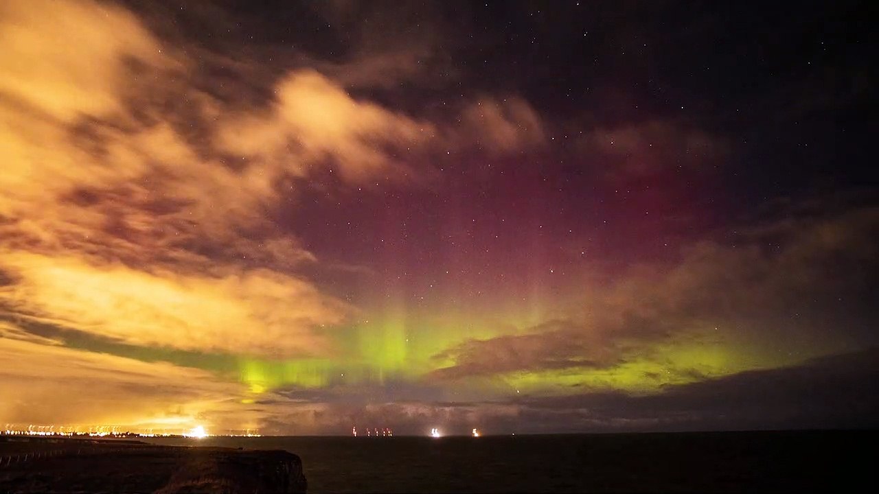 Northern lights wow stargazers for second consecutive night