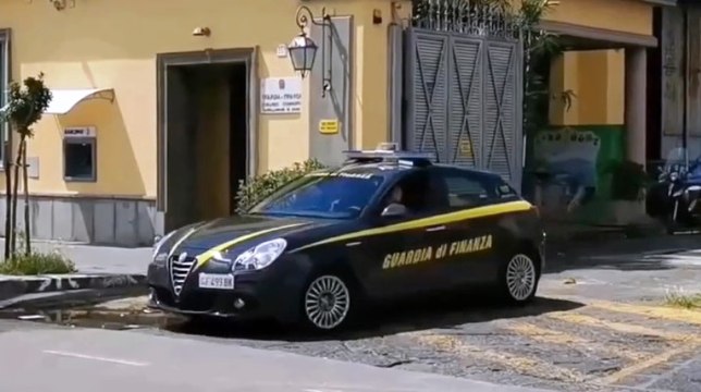 Castellammare di Stabia (NA) - Castellammare di Stabia, non dichiara ricavi per circa 90mila euro: sequestri a imprenditore (28.02.23)
