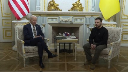 Les États-Unis annoncent une aide supplémentaire de 2 milliards de dollars pour l'Ukraine