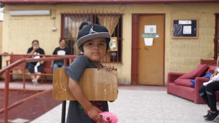 El drama de las madres y sus hijos que viven cerca al vertedero sueco al norte de Chile