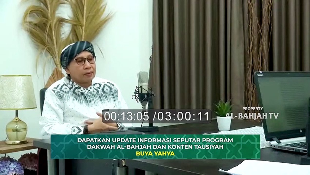 Apakah Sholat Jum'at Harus Mandi Dulu- - Buya Yahya