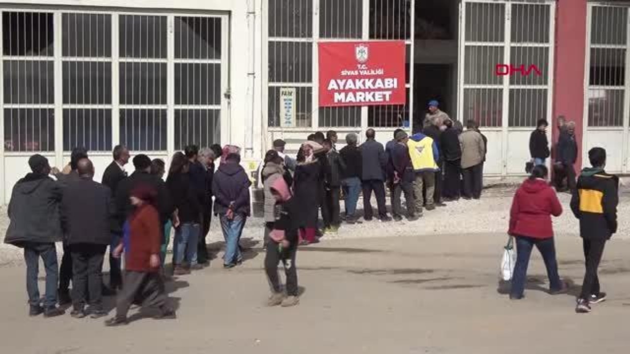 DOĞANŞEHİR'DE DEPREMZEDELERE YARDIM DAĞITIMLARI DEVAM EDİYOR