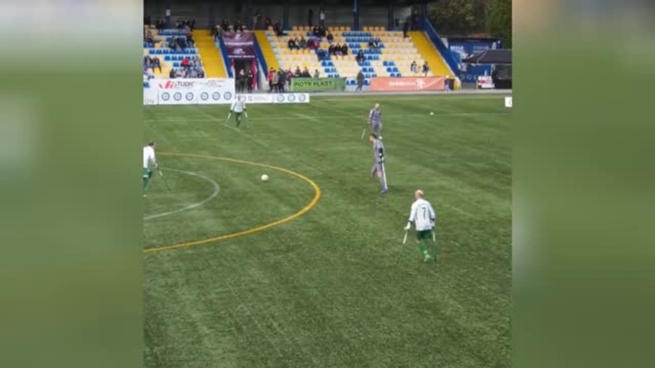 Oleksy gewinnt Puskas Award mit Fallrückzieher