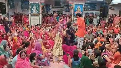 बंशीवाला के फागोत्सव में पहलीबार किन्नर समाज ने बरसाया रंग