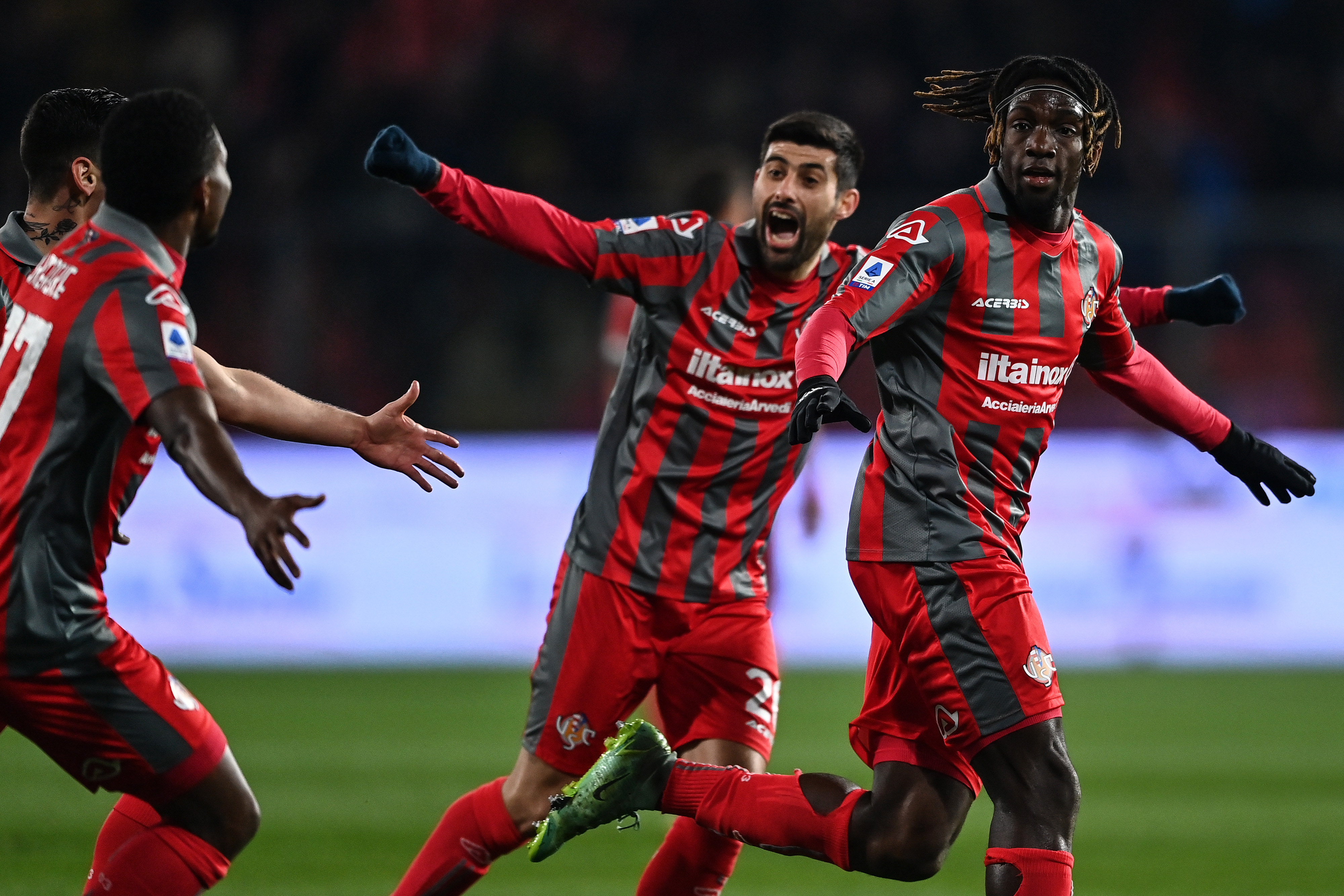 Serie A : Cremonese brise la malédiction en piégeant la Roma !