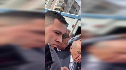 Devlet Bahçeli'den Protestocu Depremzedelere: "Sayın Cumhurbaşkanımızın Ziyaretini Sabote Etmeye Hakkınız Yok. Sessizlik Olacak.