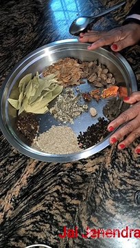 Ghar Ka Bana Garam Masala | How To Make Garam Masala Recipe | घर पर गरम मसाला बनाने का सरल तरीका |