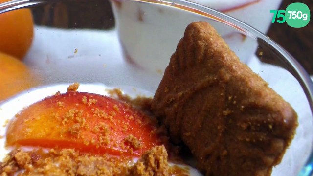 Trifle aux abricots, spéculoos et basilic