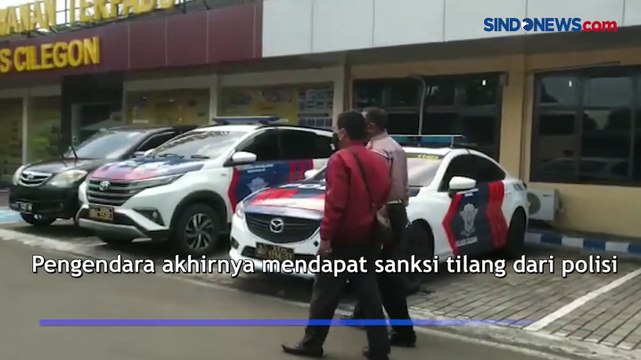 Heboh Pasangan Kekasih Berboncengan di Jalan Tol Tangerang-Merak