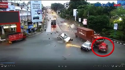 Dikabarkan Bayi Selamat dalam Kecelakaan Maut di Balikpapan