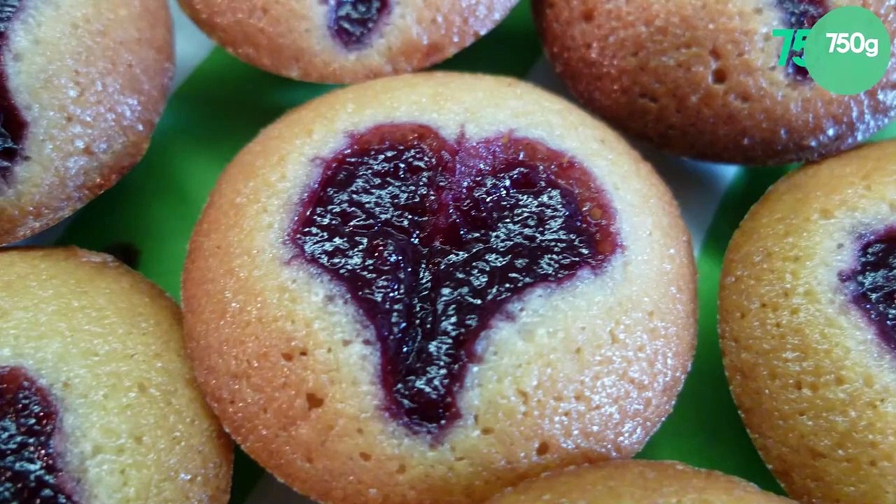Financiers au miel et aux framboises et son coulis de framboise