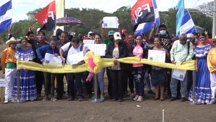 Alcaldía de Managua entrega 200 lotes en la Urbanización Villa Esperanza
