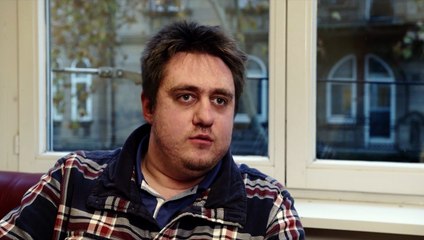 Irre oder Der Hahn ist tot Trailer DF