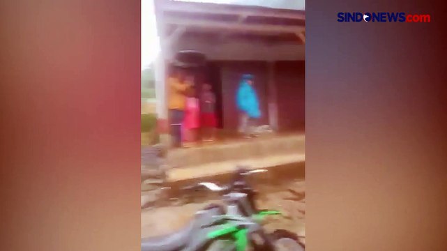 Hujan Deras, Jembatan Penghubung Amblas di Kabupaten Cianjur
