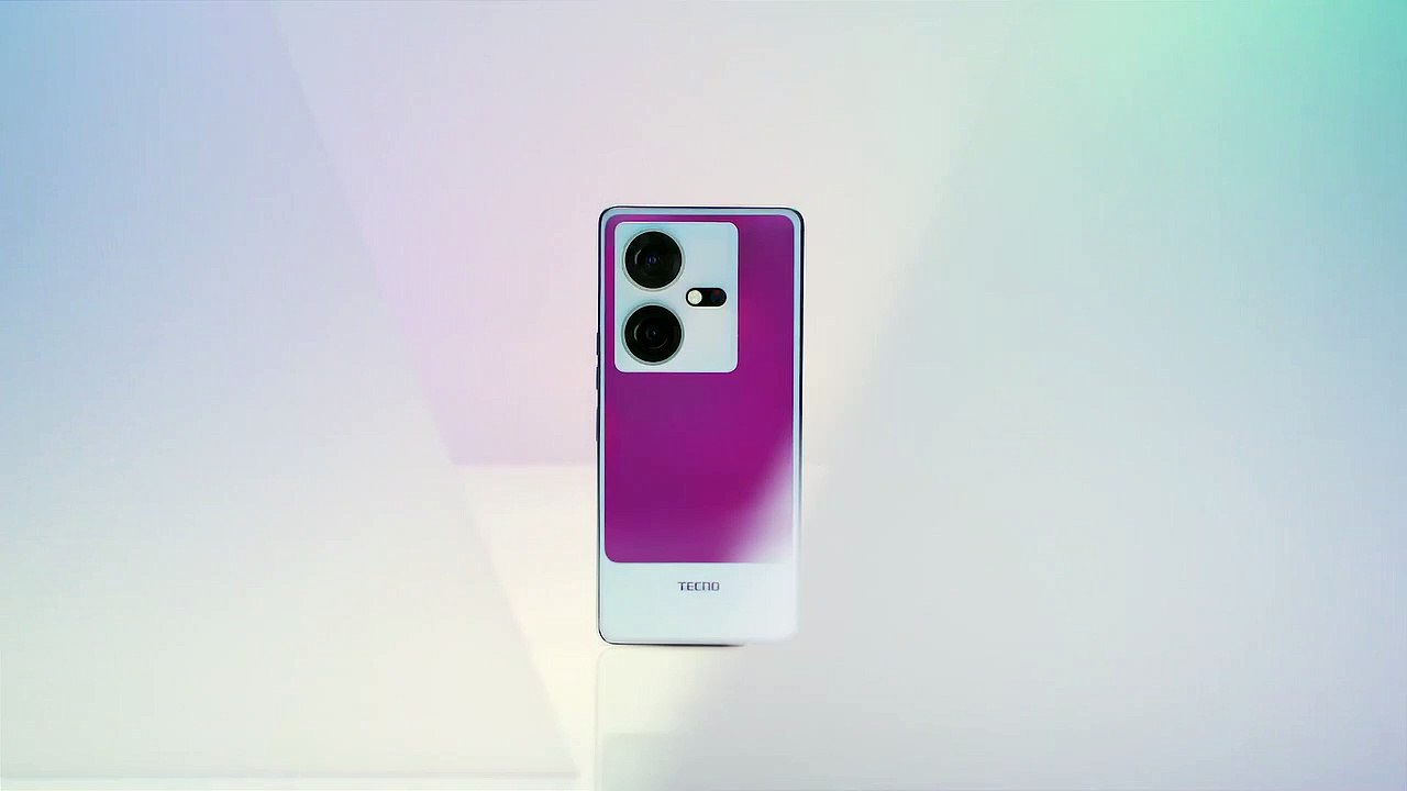 TECNO Chameleon Coloring Technology