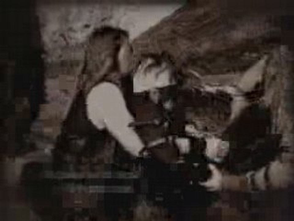 Korpiklaani - Kadet Siipina