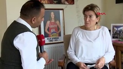 Depremde ölen milli basketbolcu Nilay ile babaannesinin son görüntüleri enkazdan çıktı