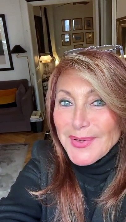 La chanteuse Julie Pietri annonce être atteinte d'un cancer de l'endomètre: "Je vais être opérée le 7 mars. Je suis prête à lutter, je suis combative" - Regardez