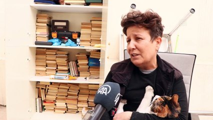 Kedisi "Melisa"ya depremden 18 gün sonra kavuştu: "Kapalı mama paketlerini patlatmış, suyu da klozetten içmiş"