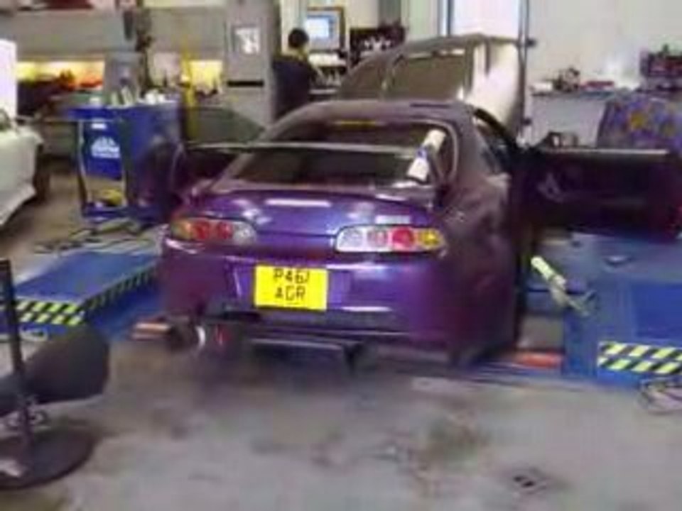 supra=avion de chasse