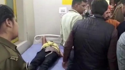 अयोध्या: लक्ष्मण घाट के पास सरयू नदी में अचेत अवस्था में मिली युवती, चल रहा इलाज